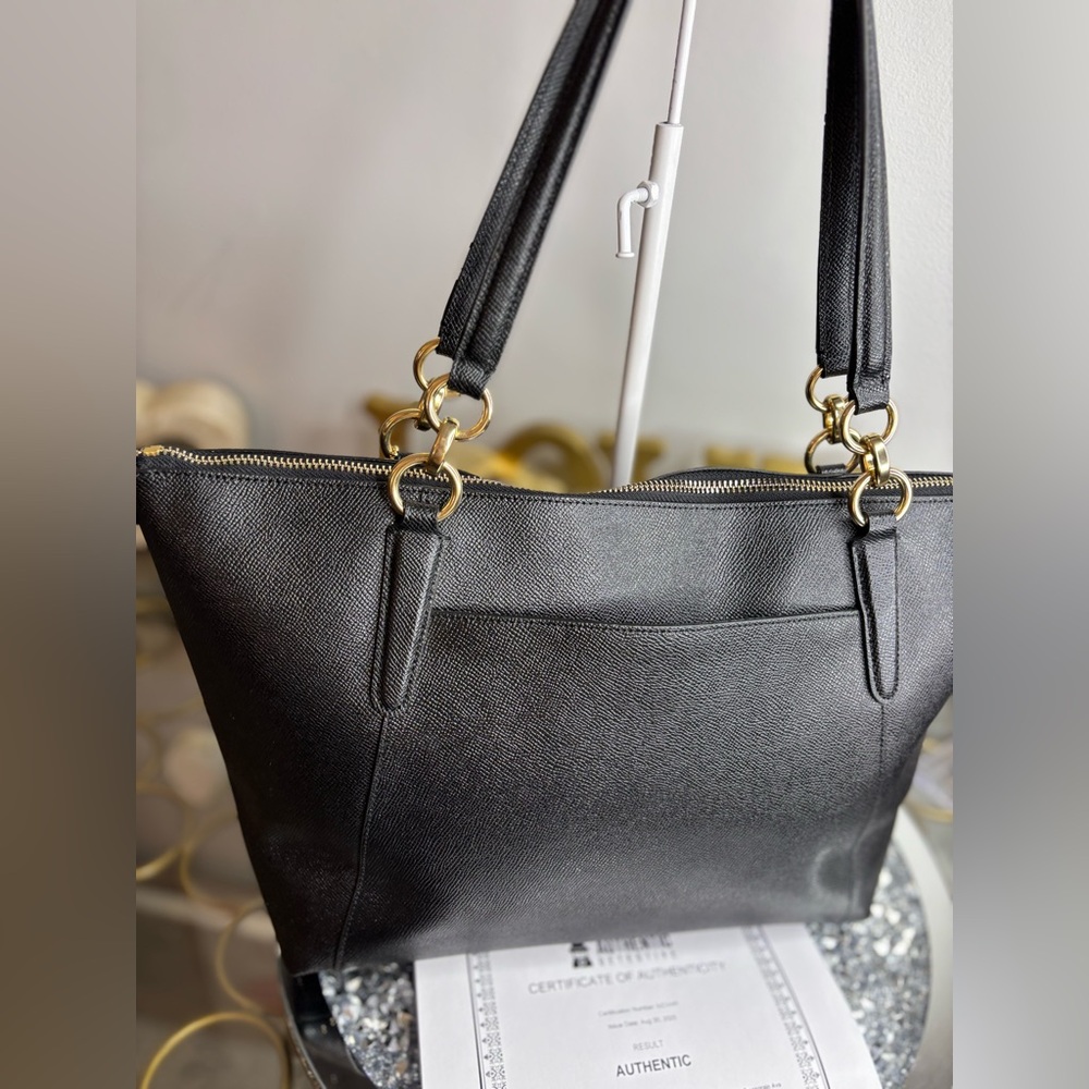 Coach 2018 Ava Tote Bag in black crossgrain leather NWOT - Picture 6 of 16